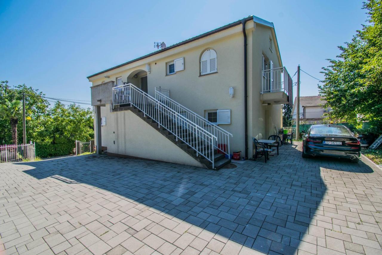 Apartments Relax Near 오파티아 외부 사진